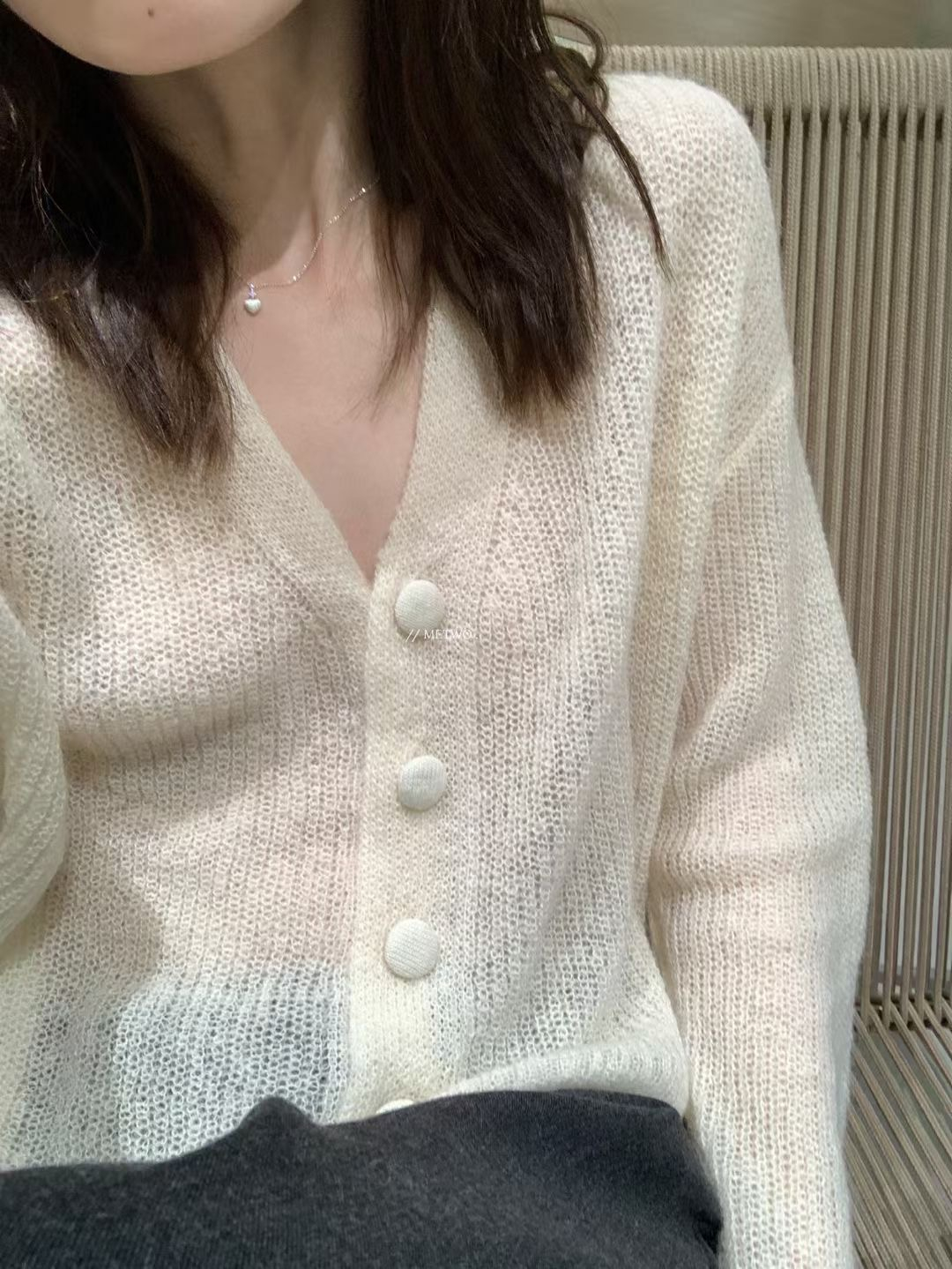 馬海毛開扣毛衣3