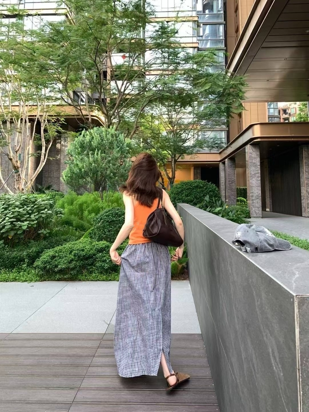 私服橘背心！無敵顯白2