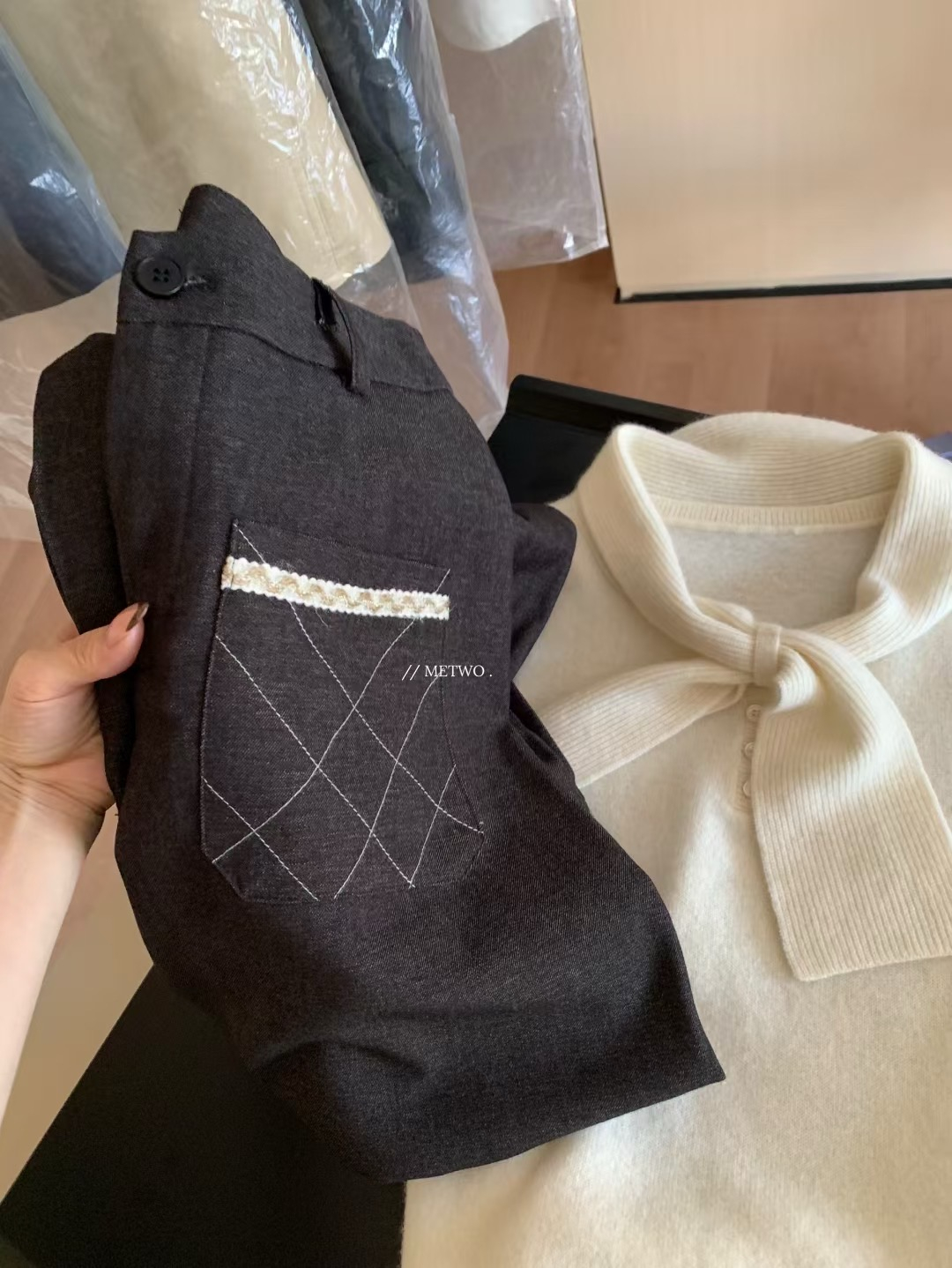 格子口袋直筒褲6