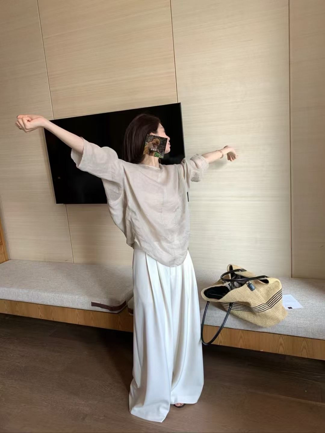 清冷苧麻鬆弛上衣15