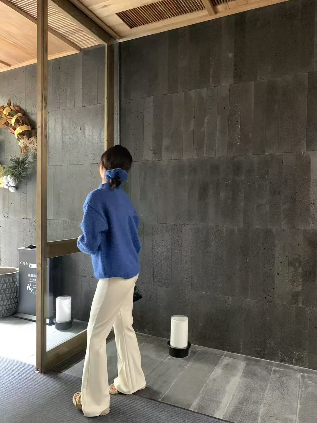 帶髮圈三色毛衣11