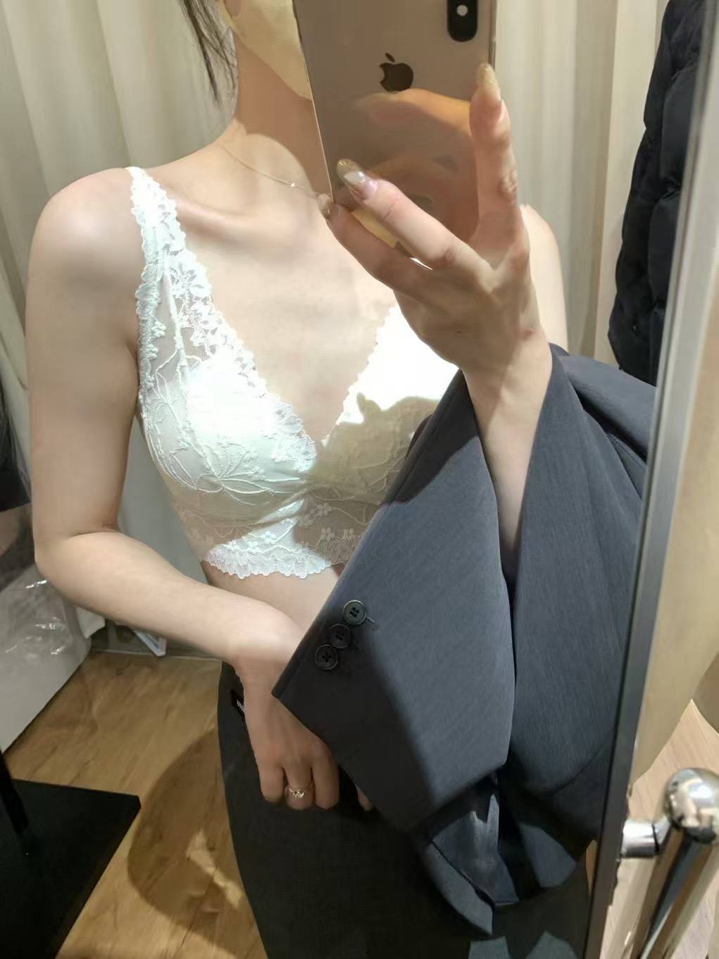 蕾絲顯胸圓bra13