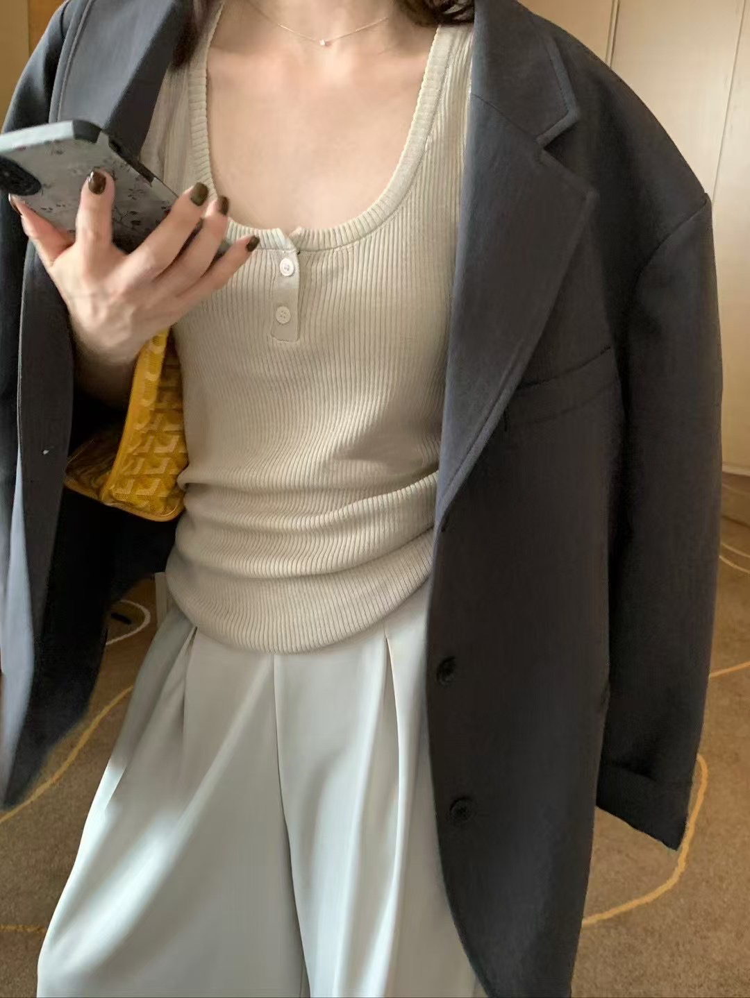 大U鈕扣內搭背心6