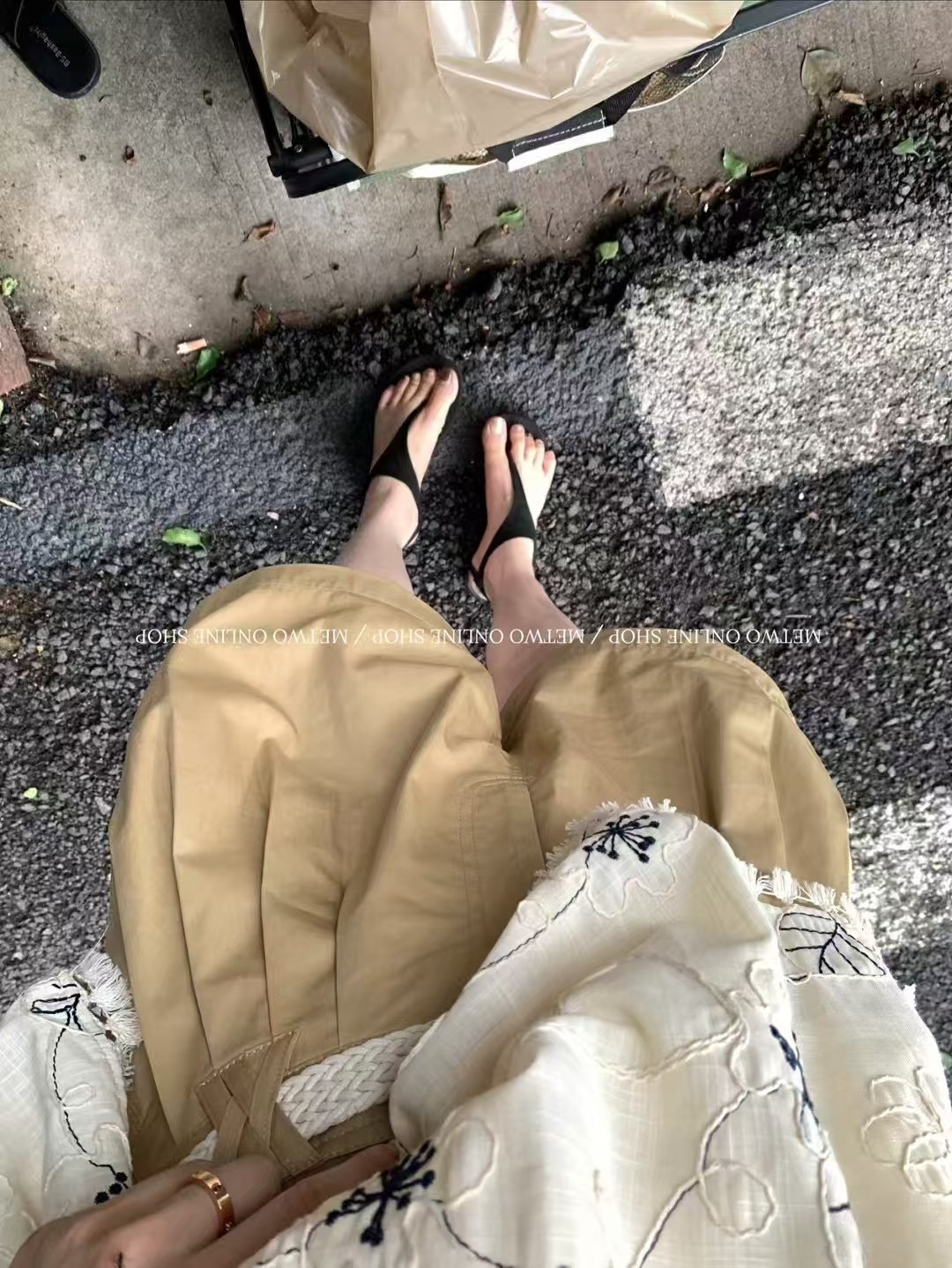 高貨卡其短褲（配腰帶）9