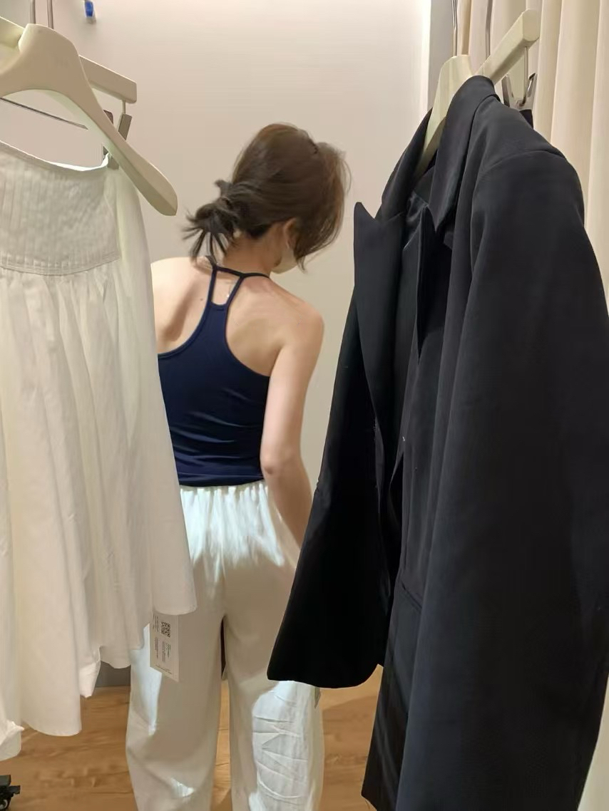 衝量款正肩U領吊帶（四個色）9