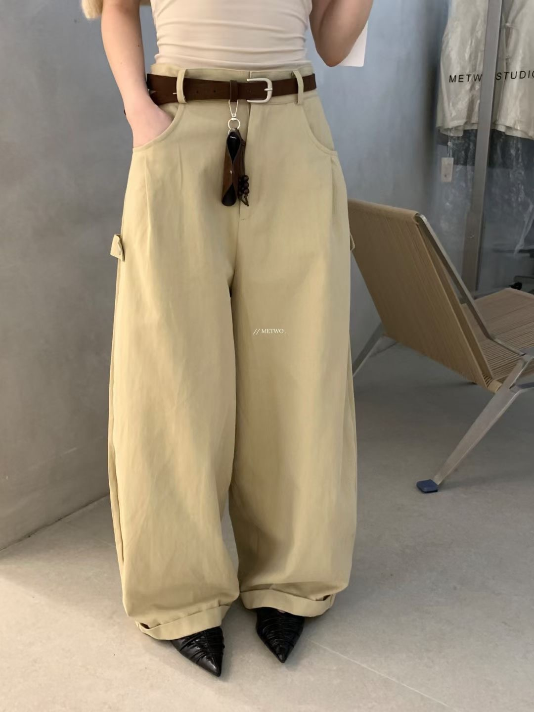 美式卡其皮帶褲9