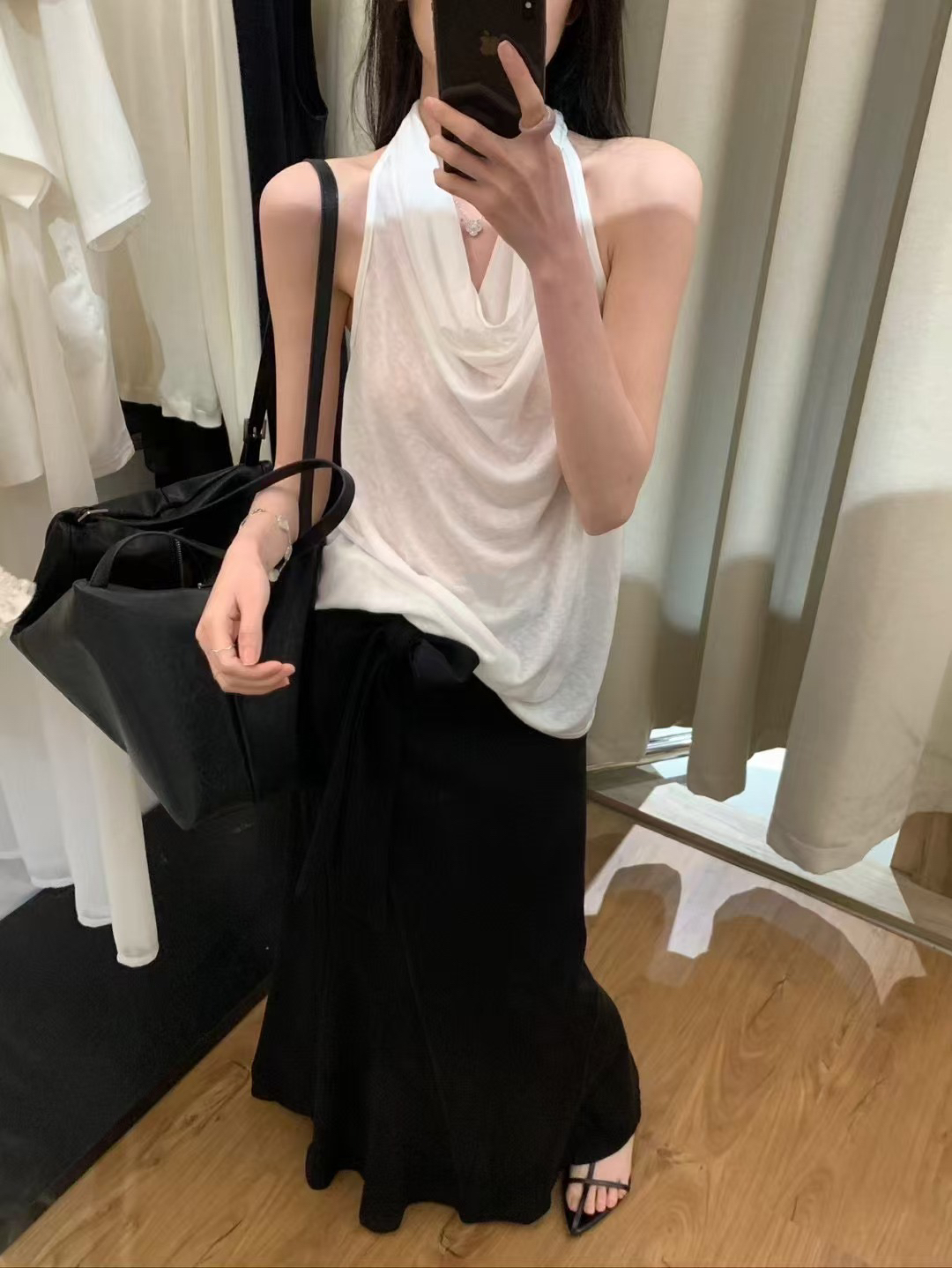 清冷蕩領吊帶11