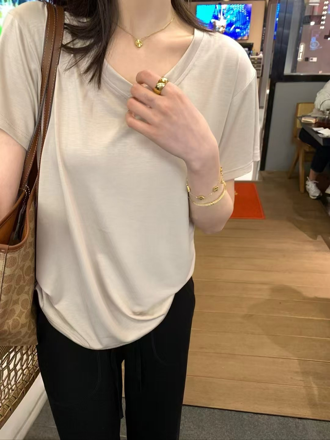 高級料！4色珠光tee16