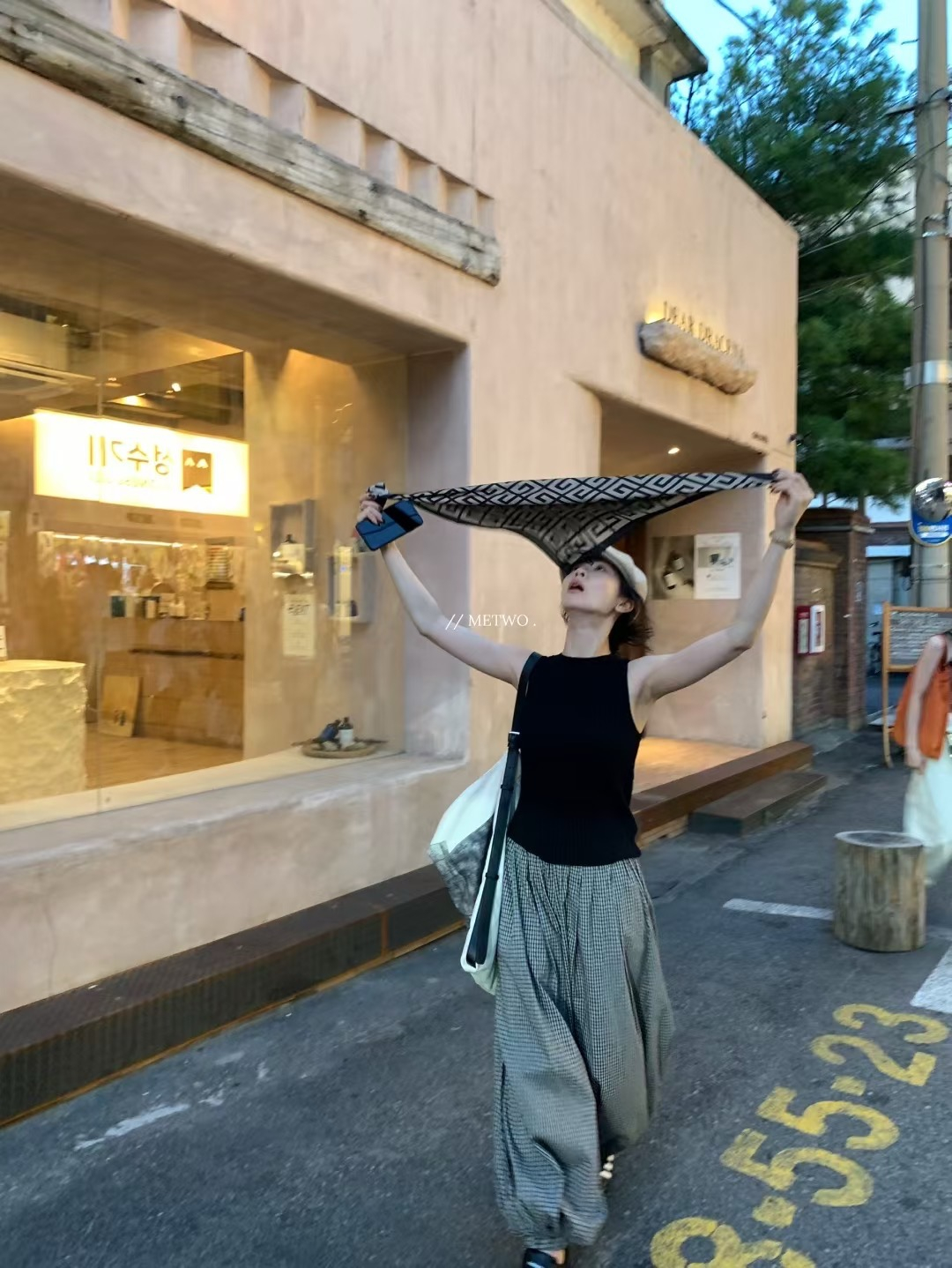 針織坑條氣質背心2