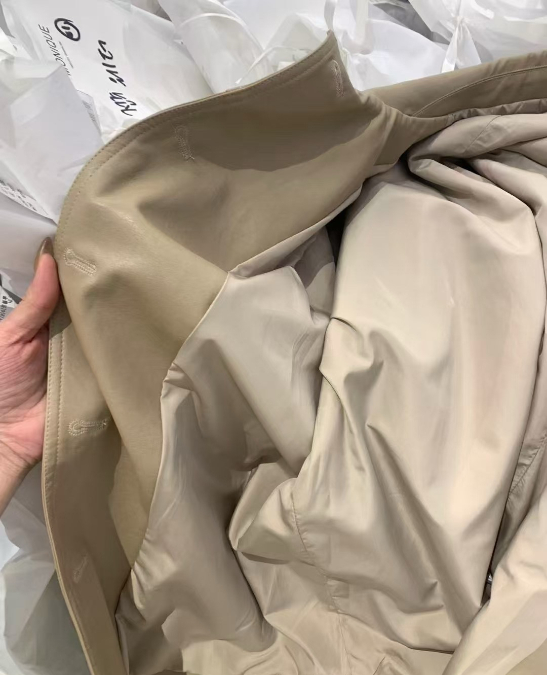 中長款遮肉皮衣10