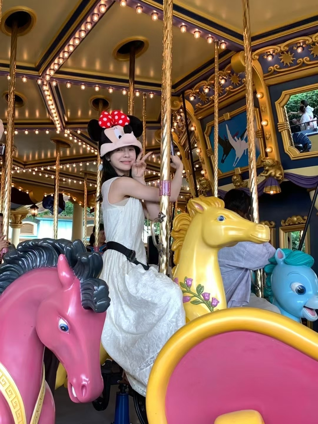 迪士尼在逃公主蕾絲裙1