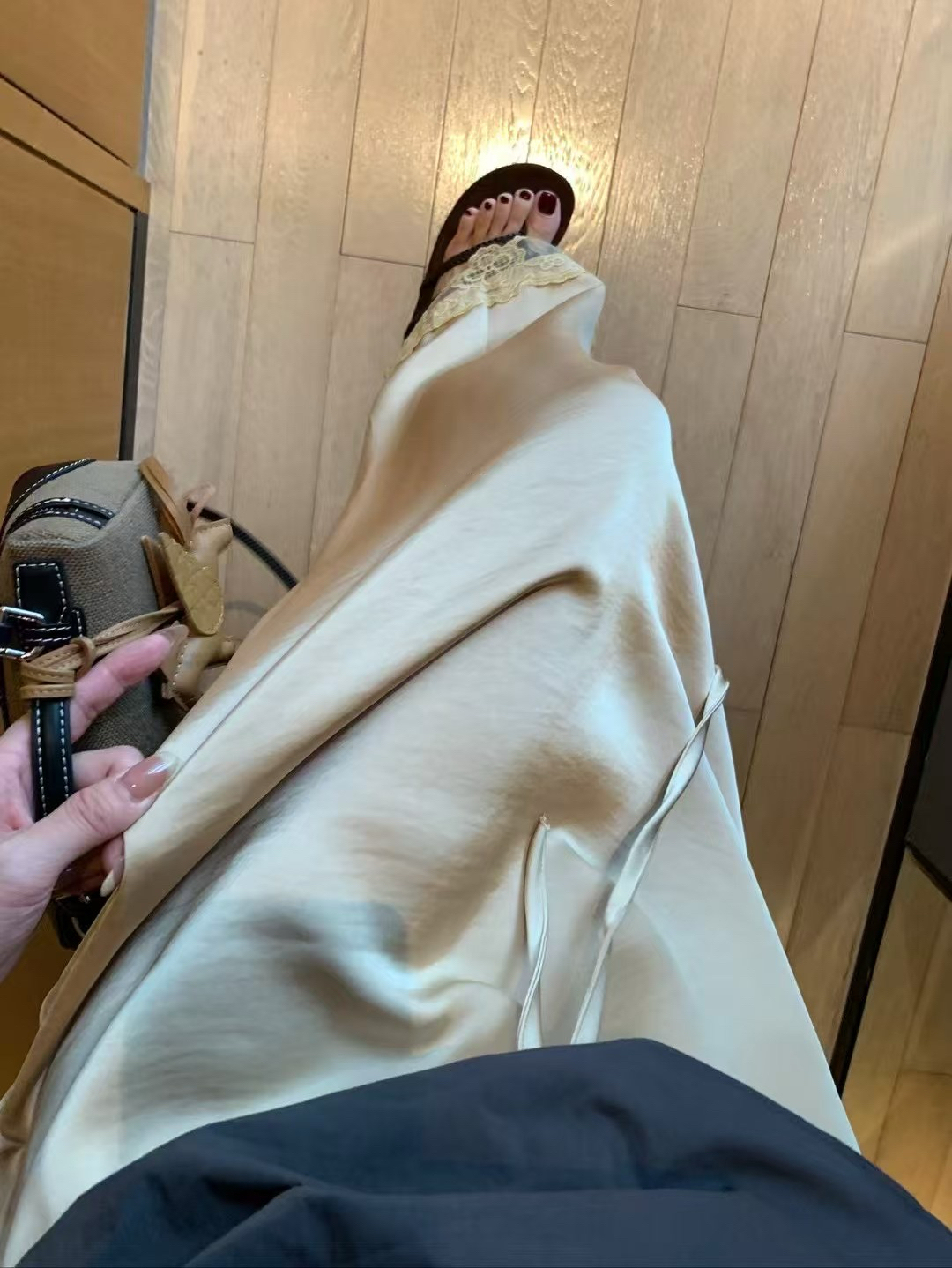 蕾絲緞面半裙10