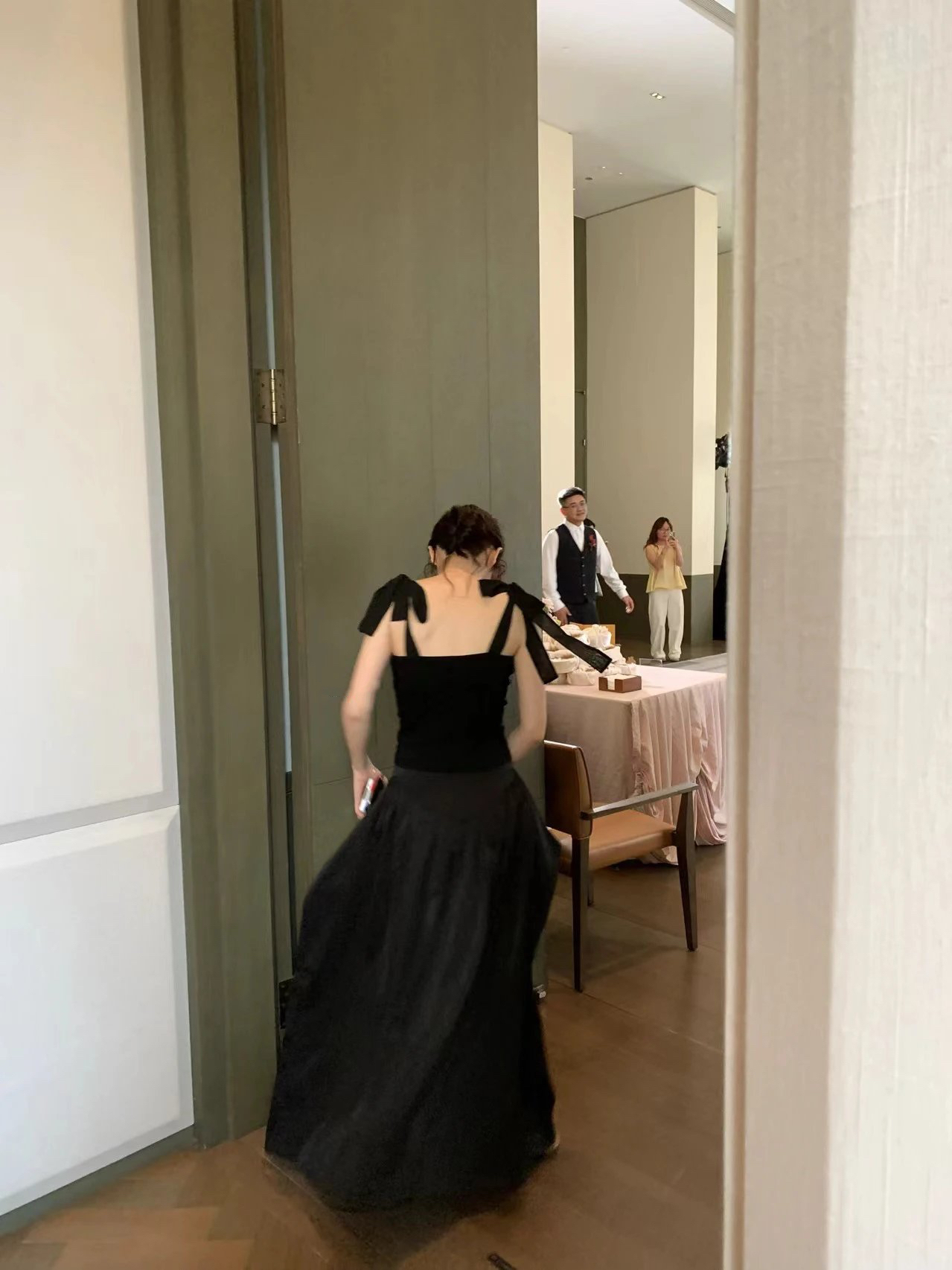 適合輕晚宴綁帶吊帶衫6