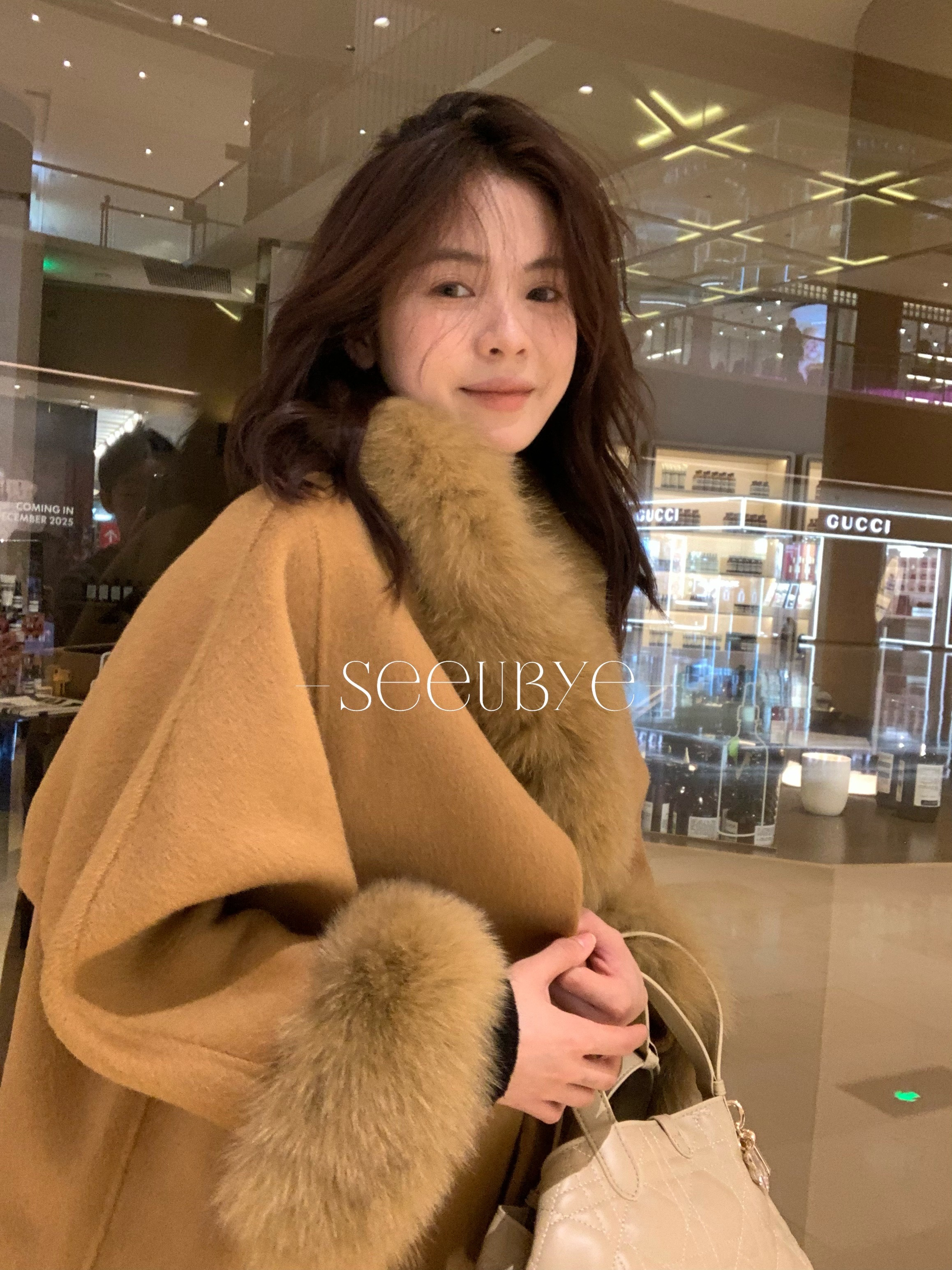 黑標｜毛毛可拆｜再送真毛領圍巾｜雙面大衣1