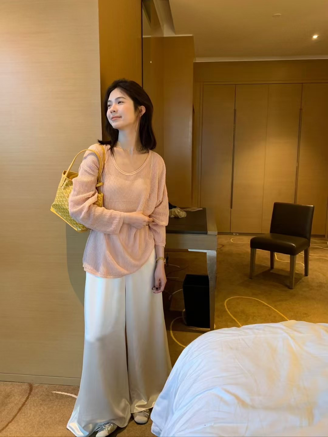 韓代鏤空上衣10