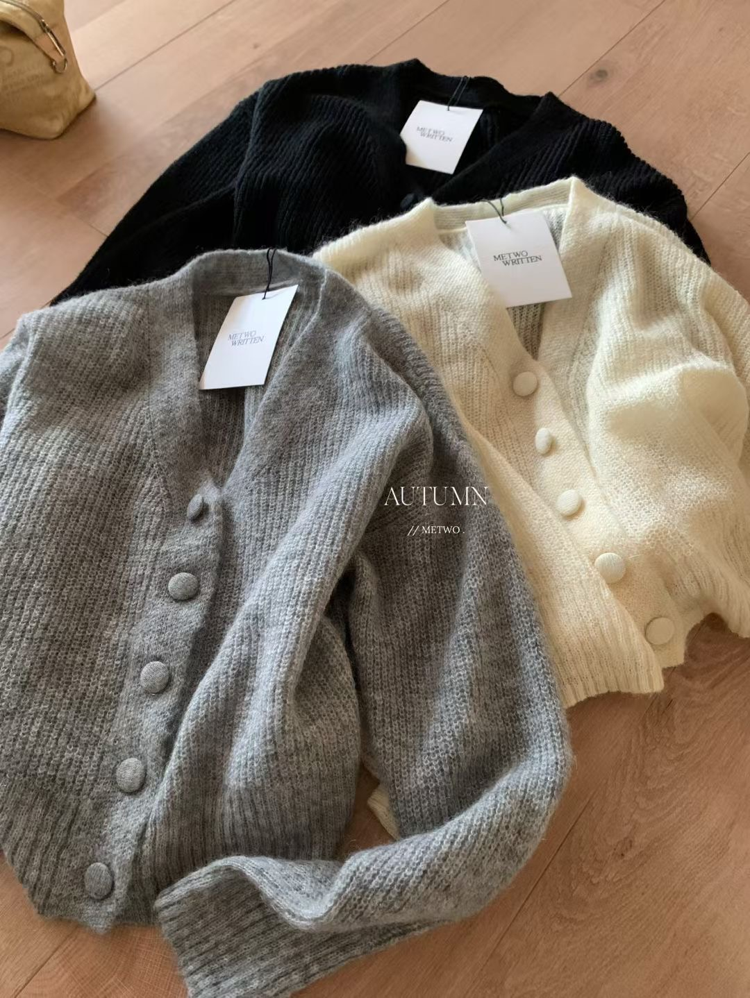 馬海毛開扣毛衣9