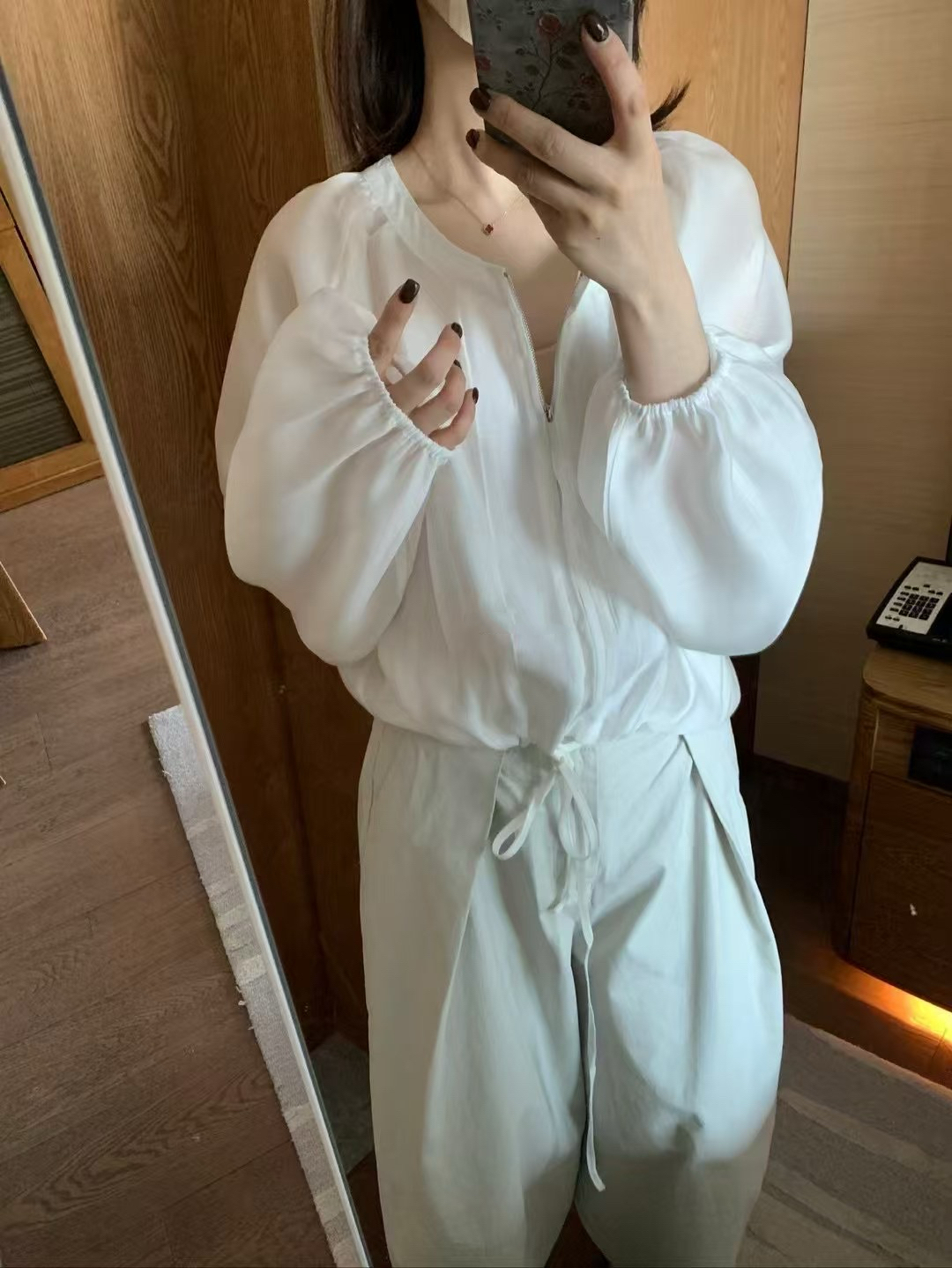 天絲拉鍊小外套6