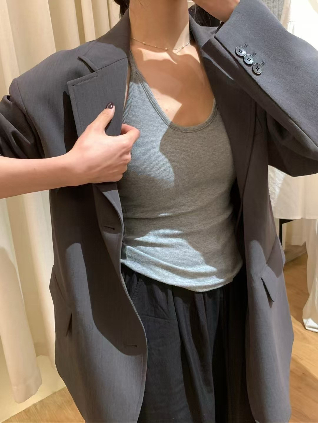 衝量款正肩U領吊帶（四個色）4