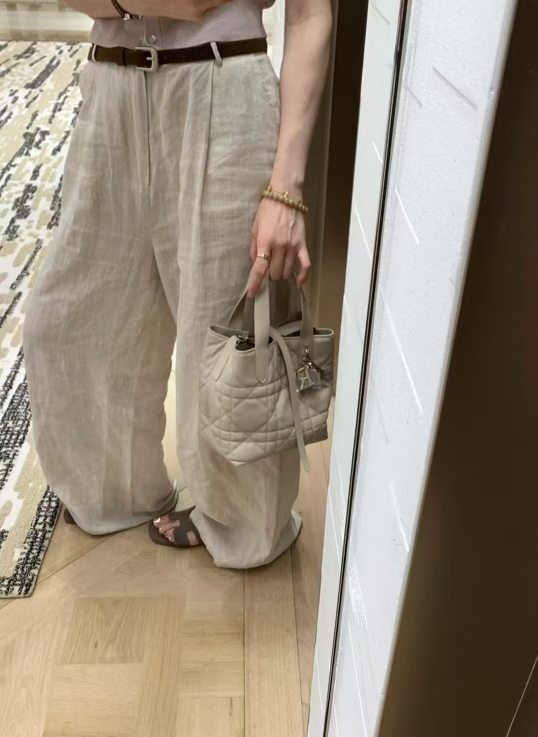 自帶氣場！麻褲4