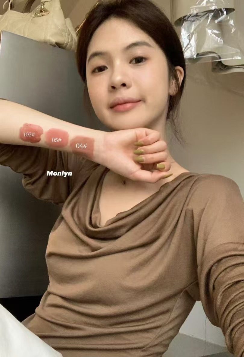 monlyn“自主品牌“唇釉16