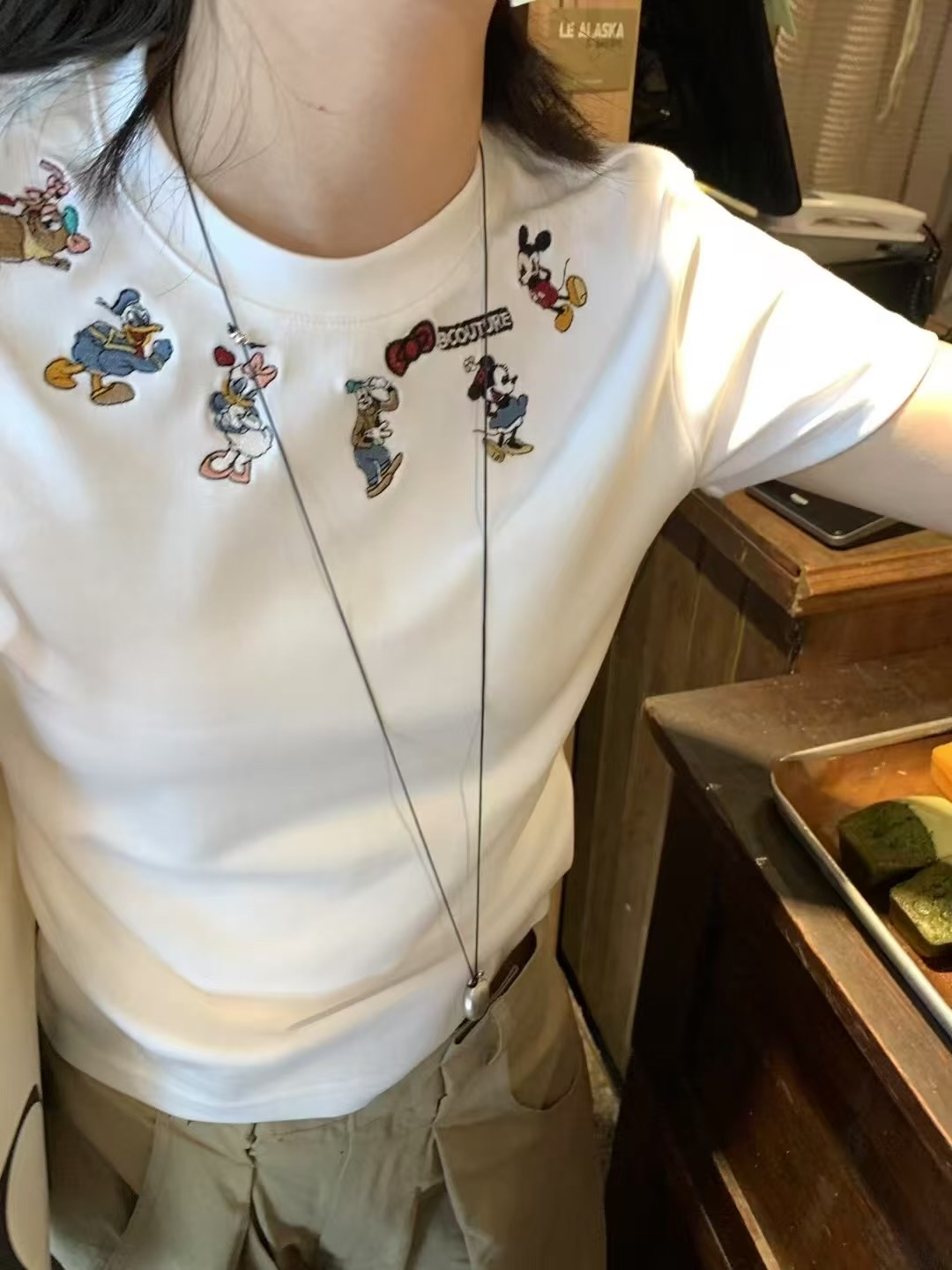 米奇樂園刺繡tee1