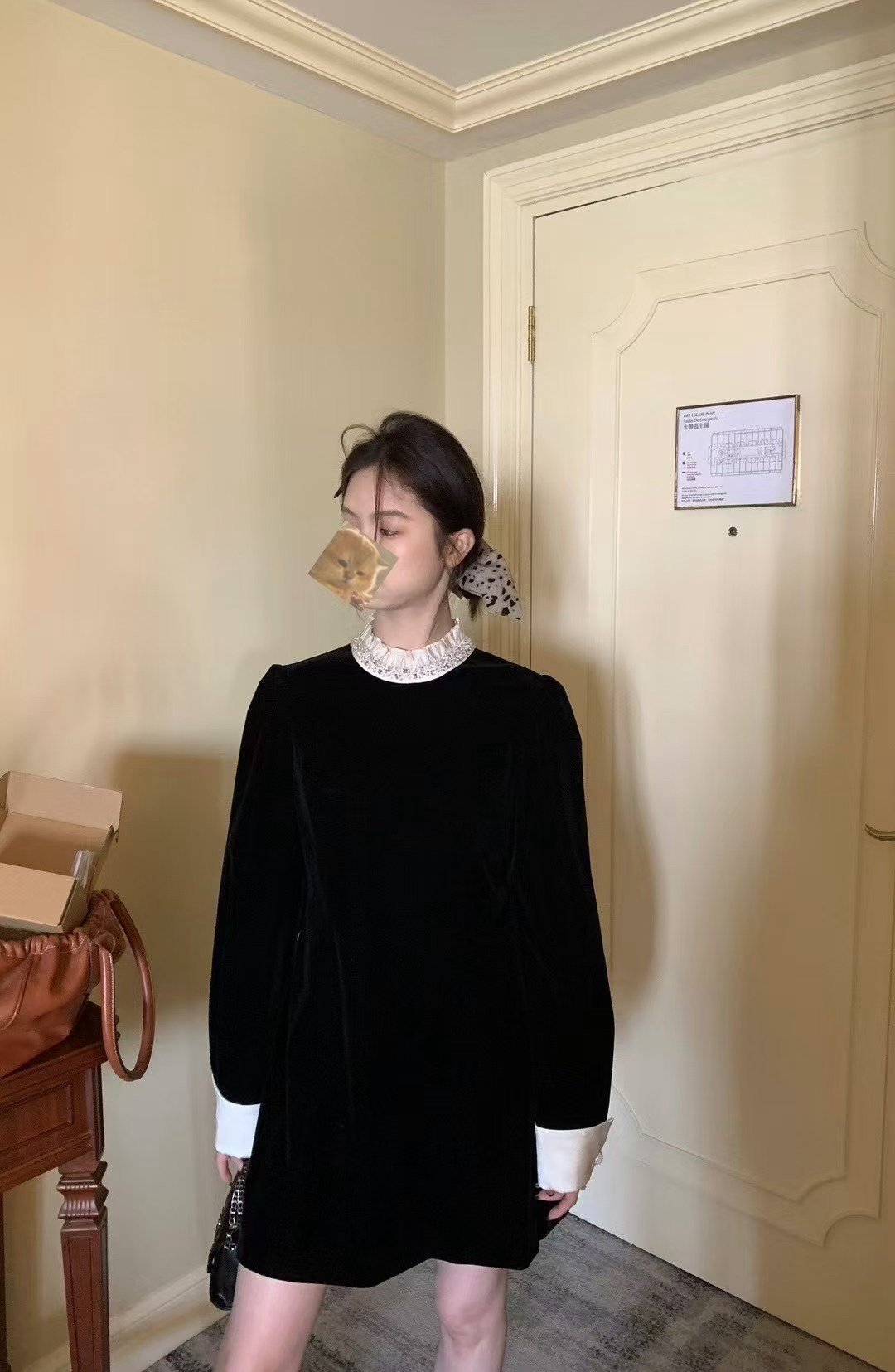 年服絲絨連衣裙9