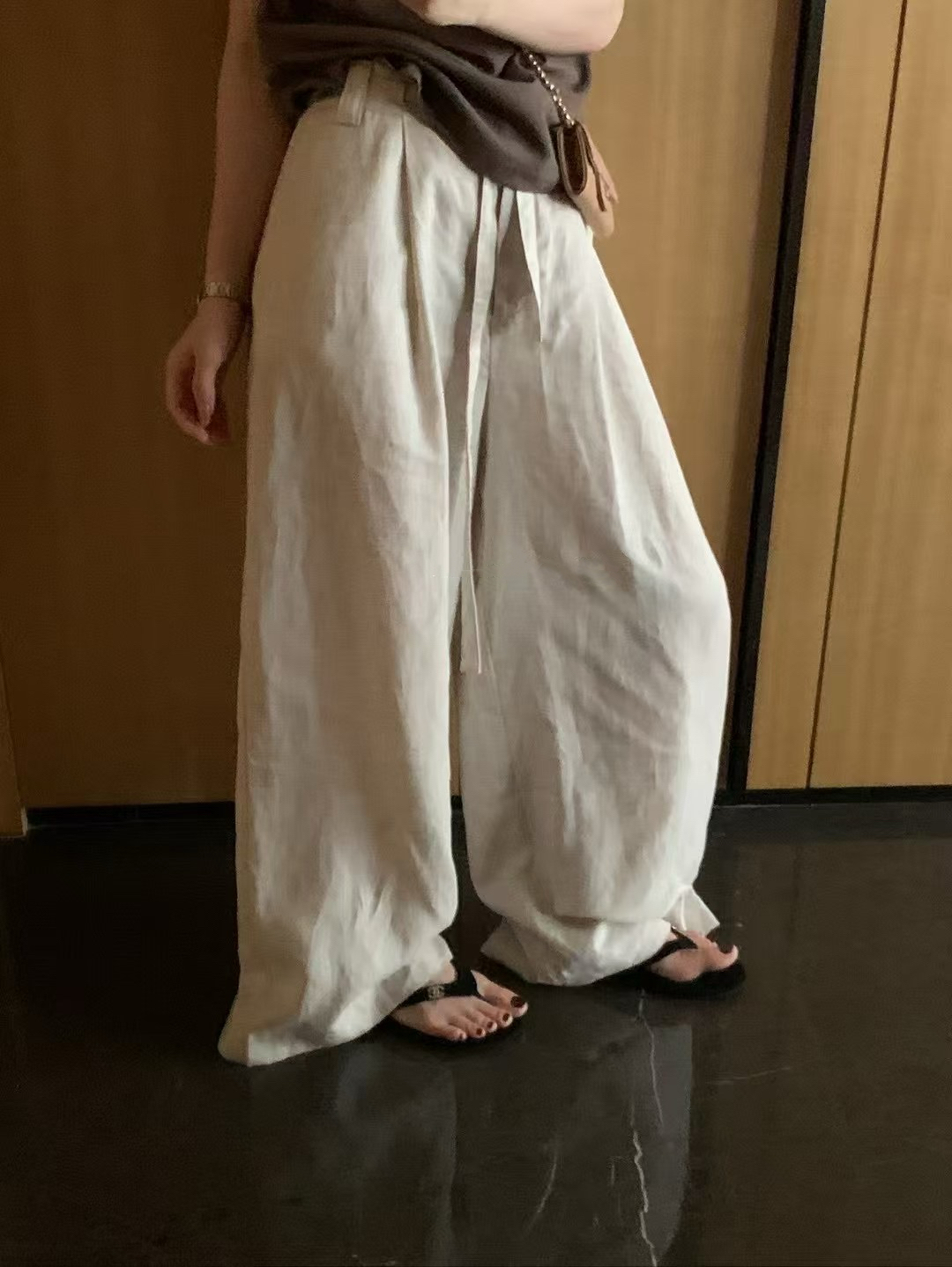 花苞袖一字領小衫8