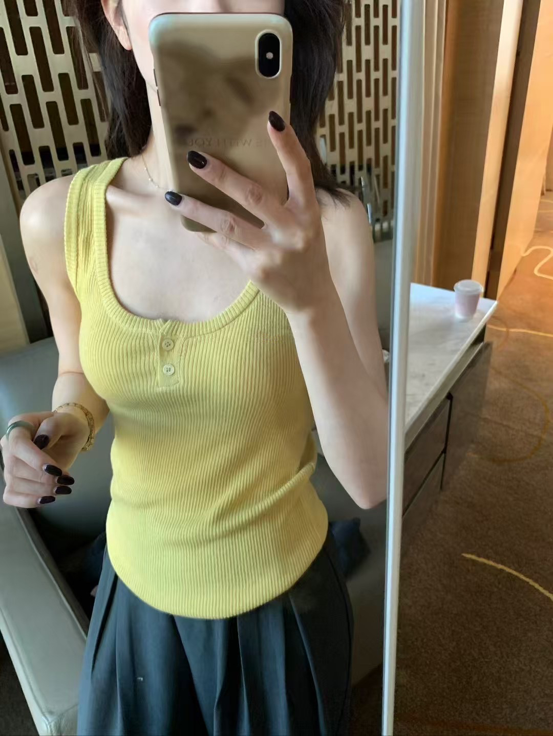 大U鈕扣內搭背心10