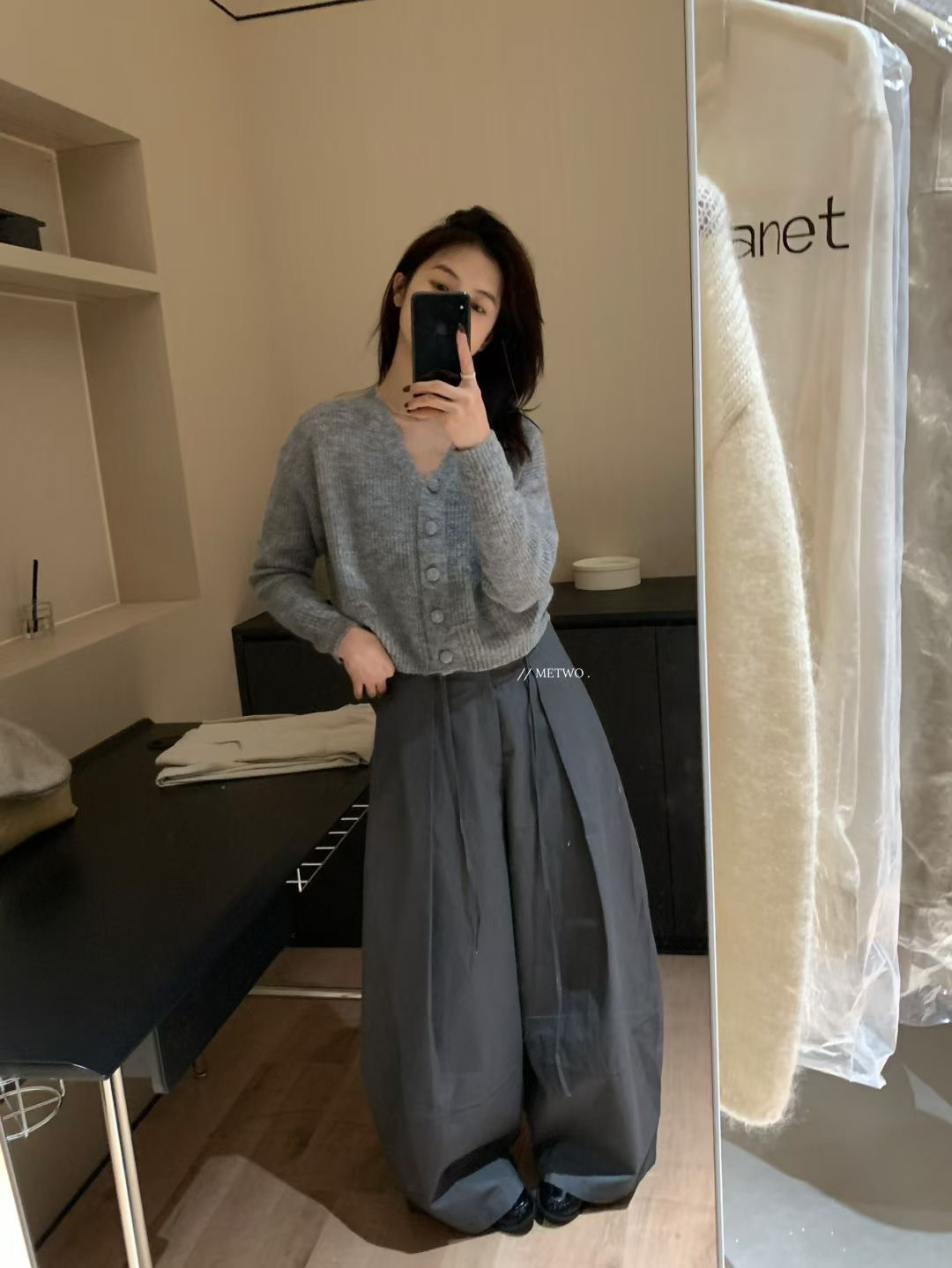 馬海毛開扣毛衣10