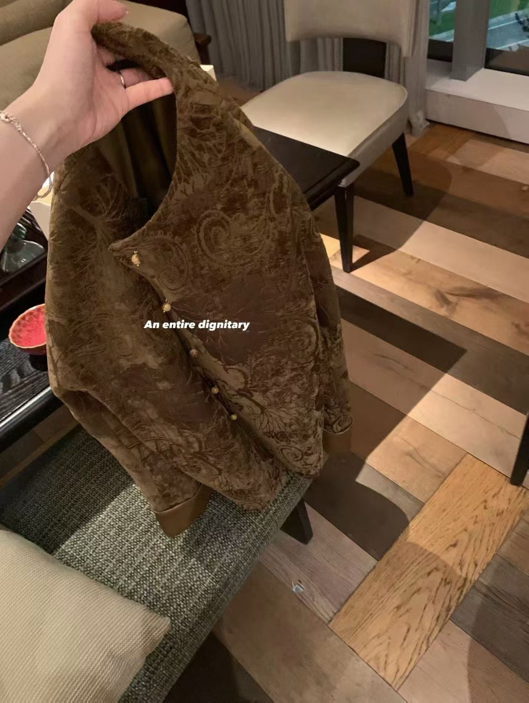 新中式人絲提花顯白綠外套4