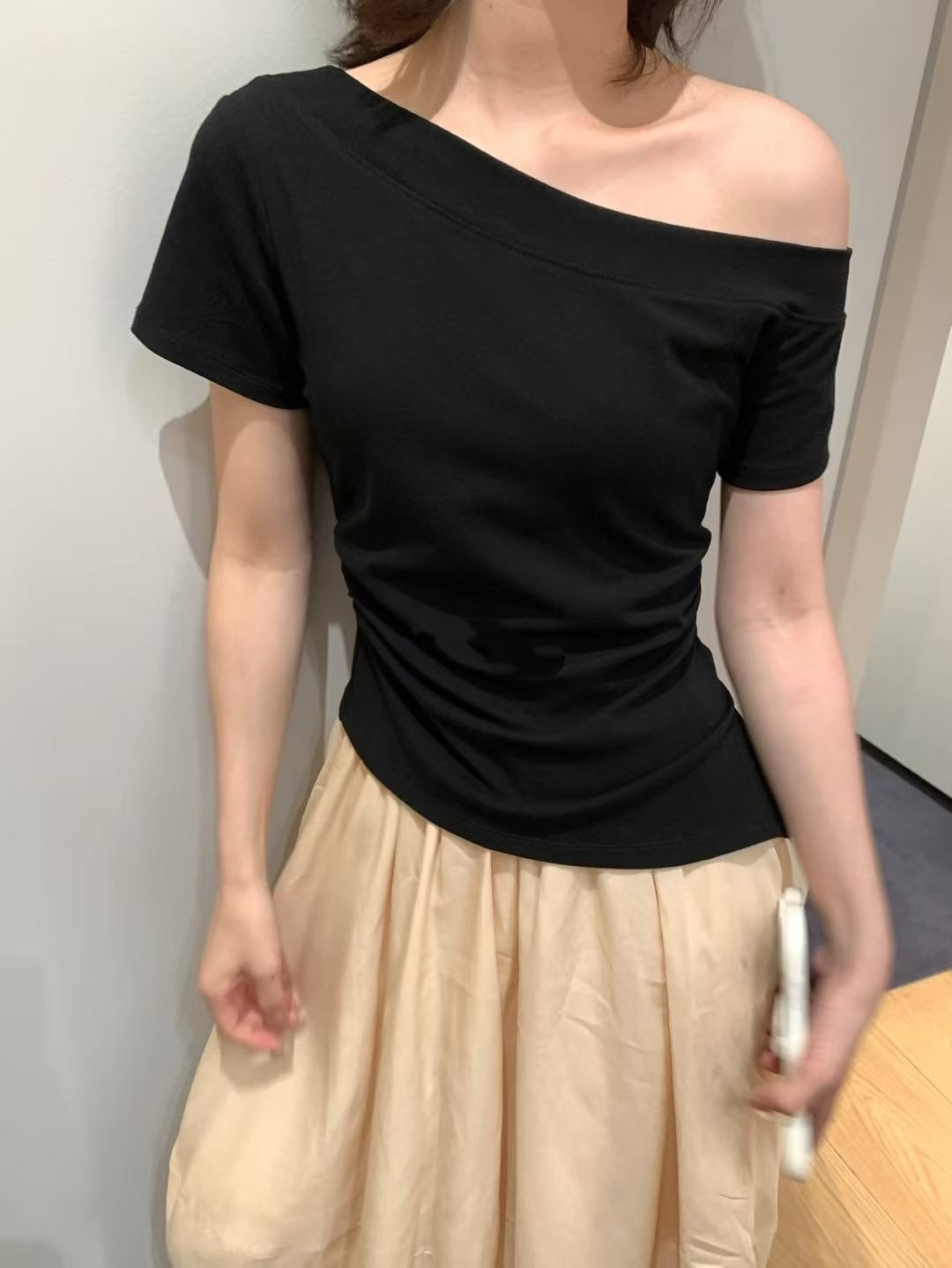 4色！兩穿法tee5