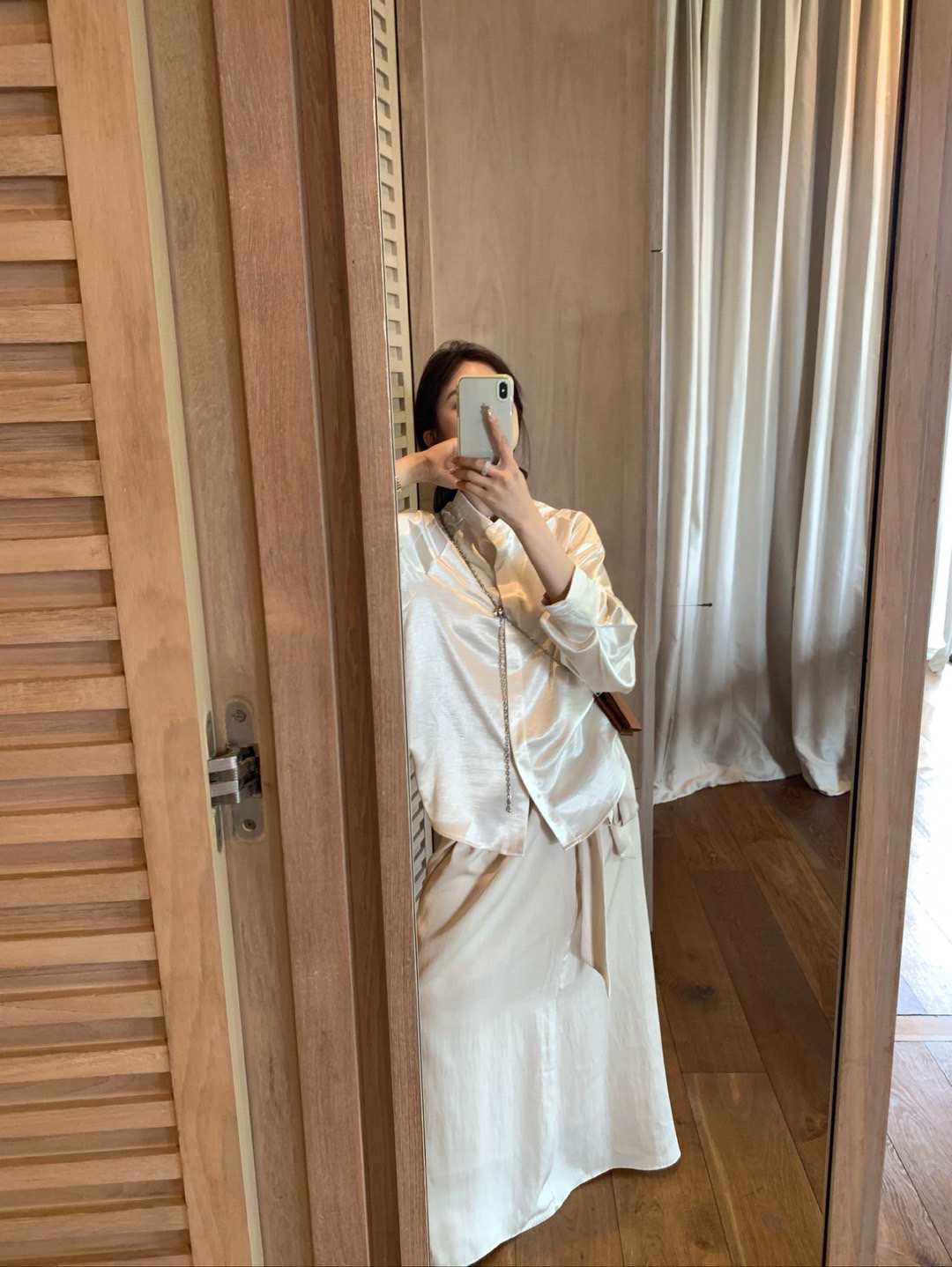 私服光感綁帶裙3