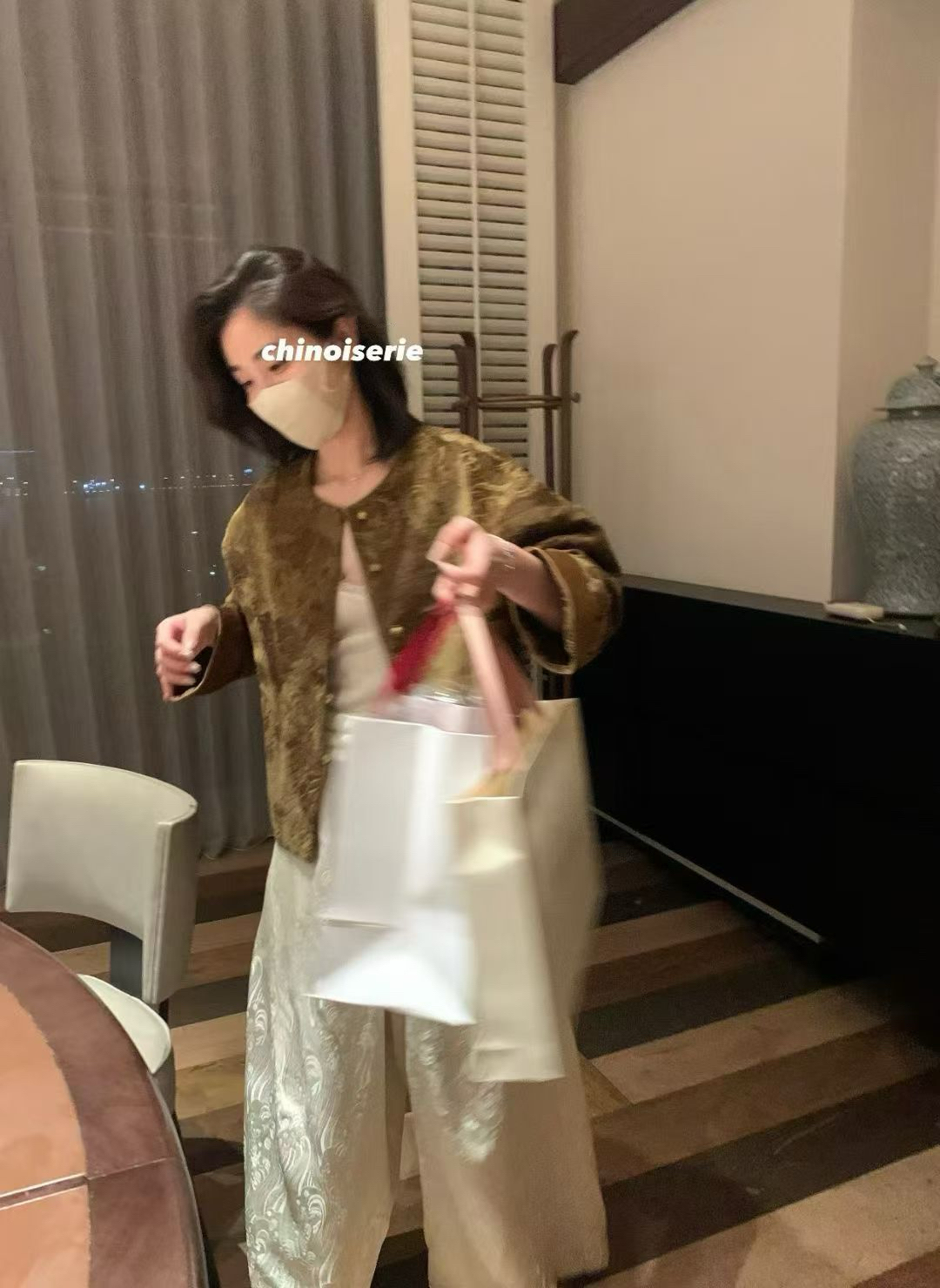 新中式人絲提花顯白綠外套3