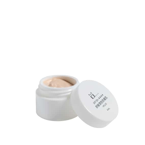 舒敏潤色防曬乳 SPF50+ ★★★★