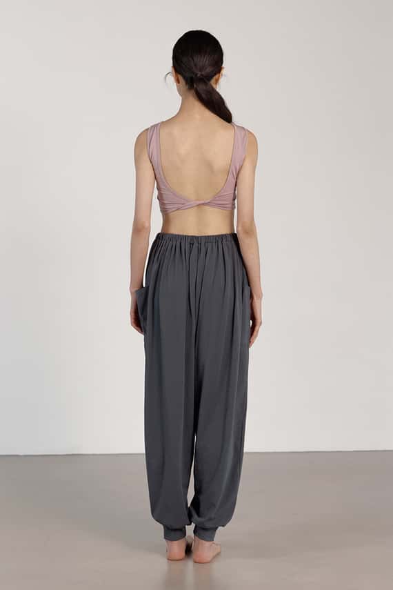 【熱銷補貨】【2色】Dhyani 自由體積束腳寬褲 深灰 CON083CHC