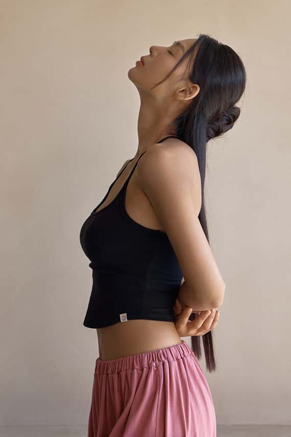 Dhyani 深呼吸胸墊短背心 黑色 CON077BLK