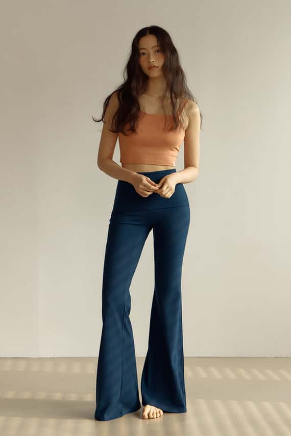 【熱銷補貨】Dhyani 超高腰靴型喇叭褲 深海藍 CON092NAV