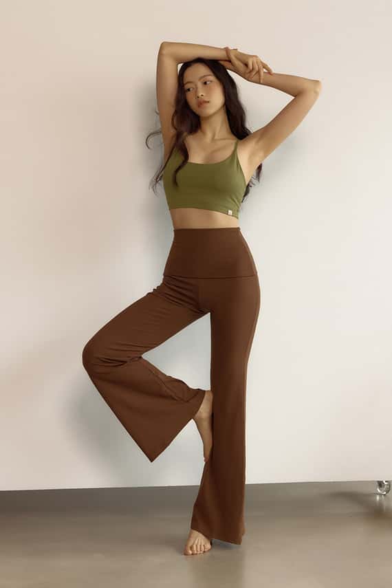 【熱銷補貨】Dhyani 超高腰靴型喇叭褲 棕色 CON092BRN