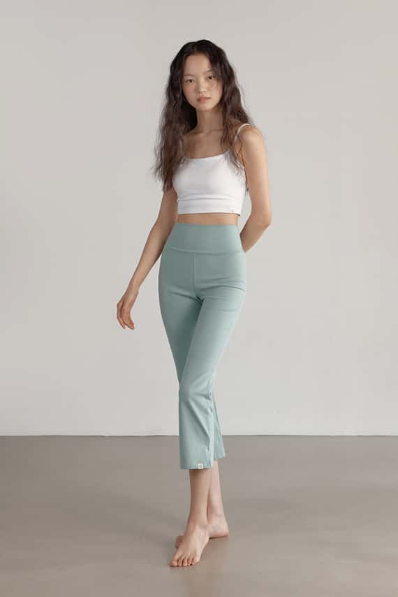 Dhyani 瑜珈直筒八分褲 翡翠綠 CON067GRN