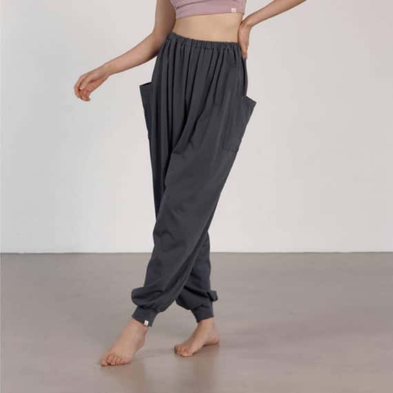 【熱銷補貨】【2色】Dhyani 自由體積束腳寬褲 深灰 CON083CHC