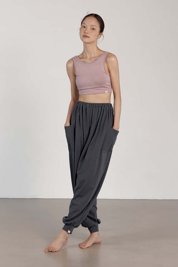 【熱銷補貨】【2色】Dhyani 自由體積束腳寬褲 深灰 CON083CHC