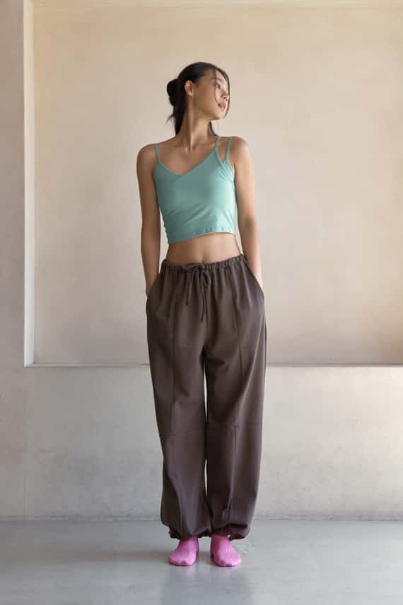 【熱銷補貨】Dhyani 悠閒漫步束腳褲 棕色 CON082BRN 男女通穿