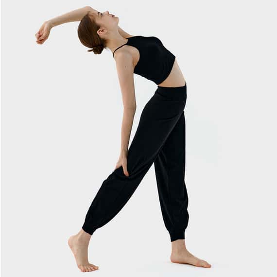 Conchwear 幕斯棉 瑜珈小寬鬆款束腳寬褲 經典黑 CON033BLK