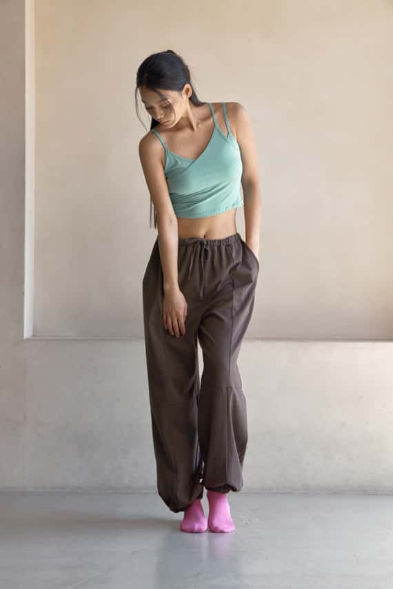 【熱銷補貨】Dhyani 悠閒漫步束腳褲 棕色 CON082BRN 男女通穿