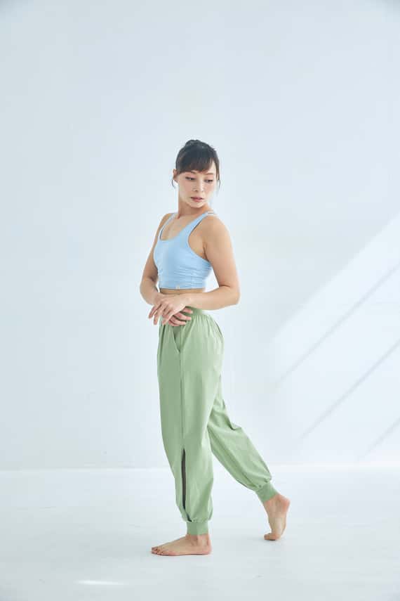 Happy yogi studio 瑜珈側開岔束腳寬褲 開心果綠 HYS002GRN