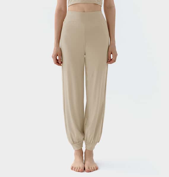 Conchwear 幕斯棉 瑜珈小寬鬆款束腳寬褲 珍珠種子白 CON033IVY