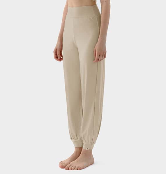 Conchwear 幕斯棉 瑜珈小寬鬆款束腳寬褲 珍珠種子白 CON033IVY