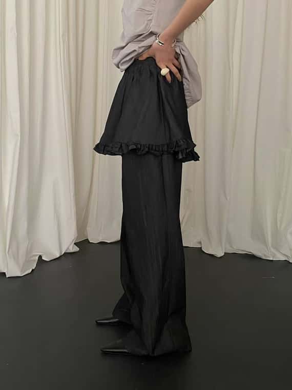 自帶裙擺軟料牛仔長褲