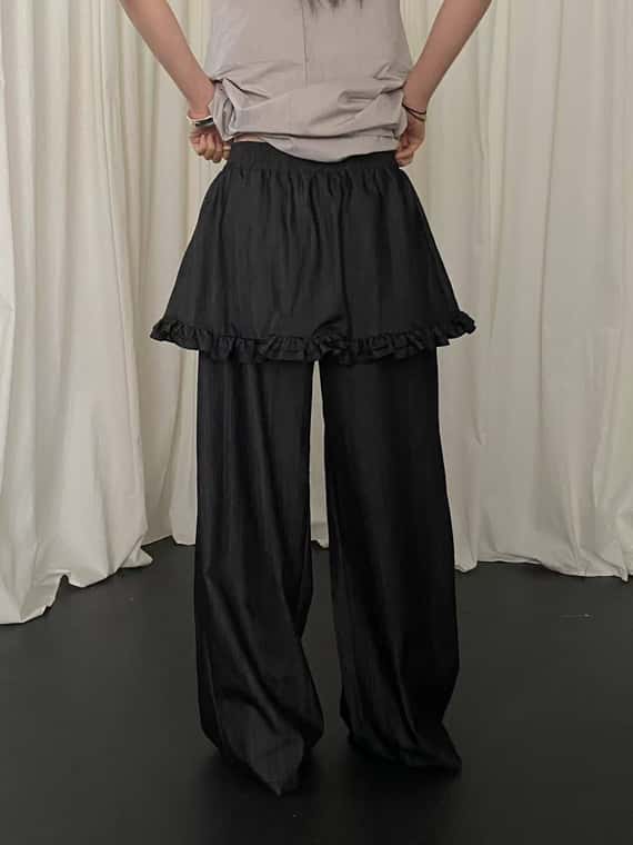 自帶裙擺軟料牛仔長褲