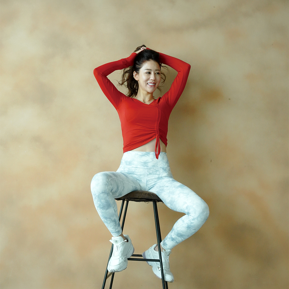 美麗飛長袖涼感抽繩短版罩衫-(耶誕紅)/(優雅白)/(寧靜黑)/(薄荷綠)17